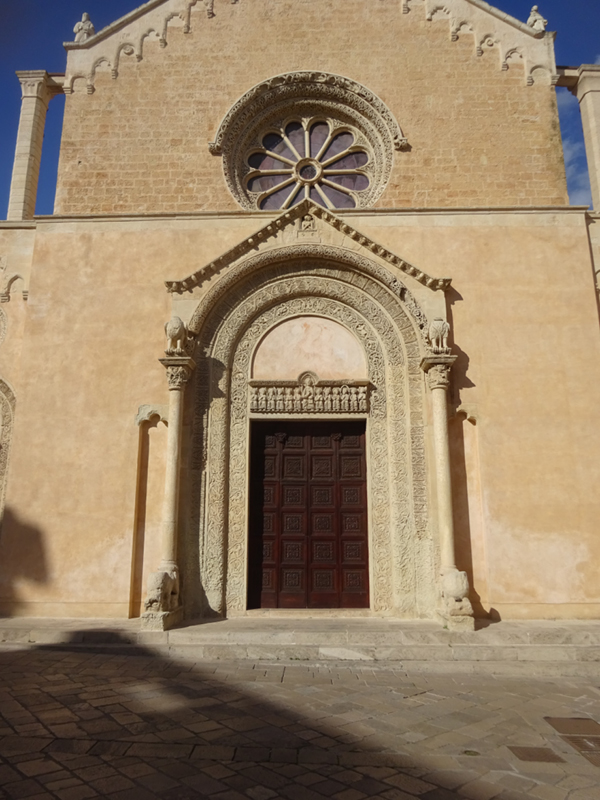 2023-04-08 17-29-35_Ostuni_Monopoli